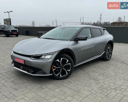 Сірий Кіа EV6, об'ємом двигуна 0 л та пробігом 98 тис. км за 23500 $, фото 10 на Automoto.ua