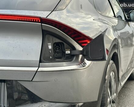Сірий Кіа EV6, об'ємом двигуна 0 л та пробігом 31 тис. км за 24900 $, фото 3 на Automoto.ua
