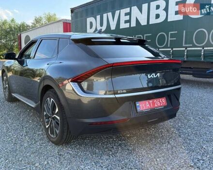 Серый Киа EV6, объемом двигателя 0 л и пробегом 34 тыс. км за 24000 $, фото 40 на Automoto.ua