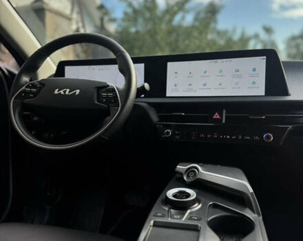 Серый Киа EV6, объемом двигателя 0 л и пробегом 45 тыс. км за 23400 $, фото 16 на Automoto.ua