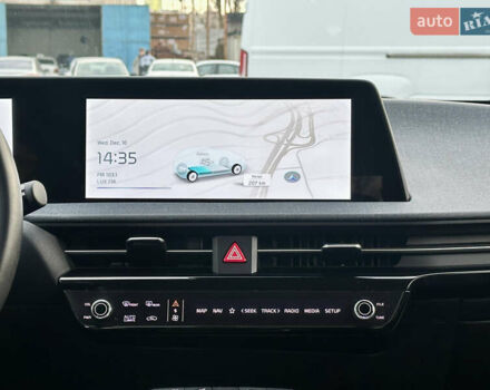 Сірий Кіа EV6, об'ємом двигуна 0 л та пробігом 31 тис. км за 24900 $, фото 14 на Automoto.ua