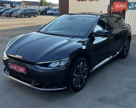Сірий Кіа EV6, об'ємом двигуна 0 л та пробігом 53 тис. км за 28700 $, фото 3 на Automoto.ua