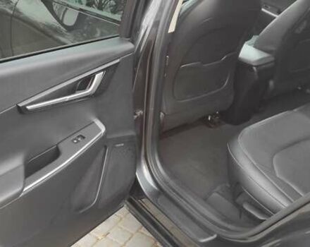 Сірий Кіа EV6, об'ємом двигуна 0 л та пробігом 168 тис. км за 23000 $, фото 8 на Automoto.ua