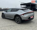 Сірий Кіа EV6, об'ємом двигуна 0 л та пробігом 98 тис. км за 23500 $, фото 2 на Automoto.ua