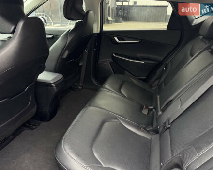 Сірий Кіа EV6, об'ємом двигуна 0 л та пробігом 98 тис. км за 23500 $, фото 17 на Automoto.ua