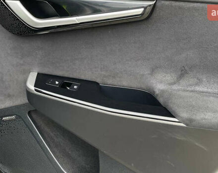 Сірий Кіа EV6, об'ємом двигуна 0 л та пробігом 19 тис. км за 27800 $, фото 69 на Automoto.ua