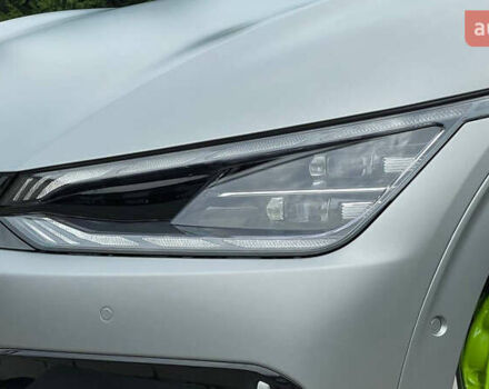 Сірий Кіа EV6, об'ємом двигуна 0 л та пробігом 19 тис. км за 27800 $, фото 23 на Automoto.ua