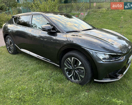 Сірий Кіа EV6, об'ємом двигуна 0 л та пробігом 21 тис. км за 28500 $, фото 7 на Automoto.ua