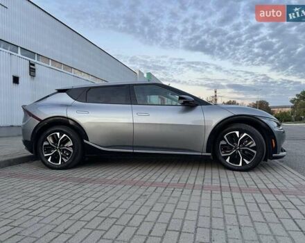 Сірий Кіа EV6, об'ємом двигуна 0 л та пробігом 18 тис. км за 31500 $, фото 23 на Automoto.ua