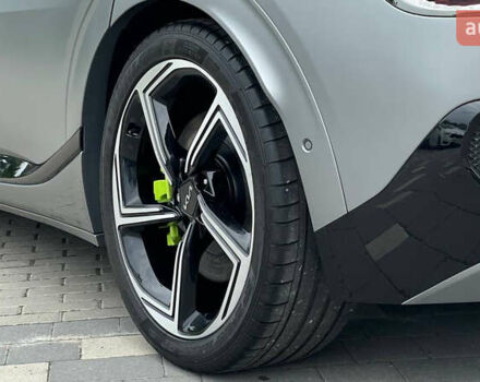 Сірий Кіа EV6, об'ємом двигуна 0 л та пробігом 19 тис. км за 27800 $, фото 47 на Automoto.ua