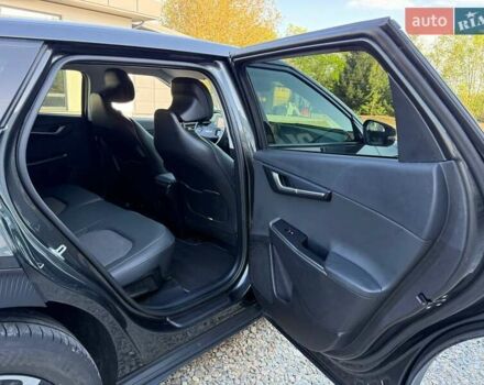Серый Киа EV6, объемом двигателя 0 л и пробегом 34 тыс. км за 24000 $, фото 23 на Automoto.ua