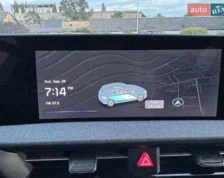 Сірий Кіа EV6, об'ємом двигуна 0 л та пробігом 18 тис. км за 31500 $, фото 9 на Automoto.ua