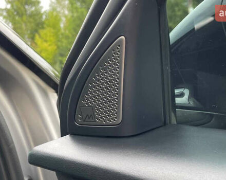 Сірий Кіа EV6, об'ємом двигуна 0 л та пробігом 19 тис. км за 27800 $, фото 76 на Automoto.ua