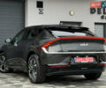 Серый Киа EV6, объемом двигателя 0 л и пробегом 47 тыс. км за 26900 $, фото 34 на Automoto.ua