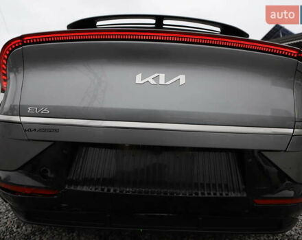 Сірий Кіа EV6, об'ємом двигуна 0 л та пробігом 310 тис. км за 16899 $, фото 14 на Automoto.ua