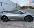 Серый Киа EV6, объемом двигателя 0 л и пробегом 14 тыс. км за 35000 $, фото 7 на Automoto.ua