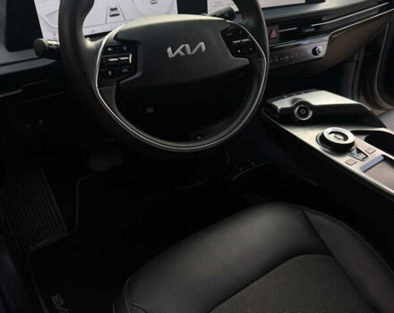 Серый Киа EV6, объемом двигателя 0 л и пробегом 45 тыс. км за 23400 $, фото 19 на Automoto.ua