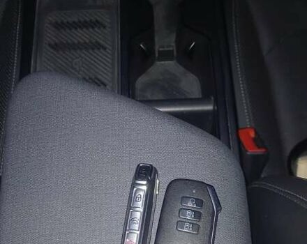 Серый Киа EV6, объемом двигателя 0 л и пробегом 14 тыс. км за 35000 $, фото 22 на Automoto.ua