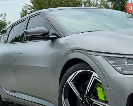 Серый Киа EV6, объемом двигателя 0 л и пробегом 18 тыс. км за 29800 $, фото 9 на Automoto.ua