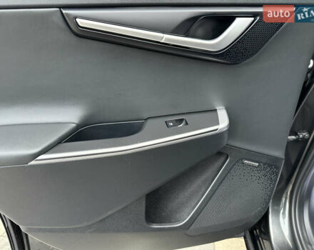 Серый Киа EV6, объемом двигателя 0 л и пробегом 47 тыс. км за 26900 $, фото 89 на Automoto.ua