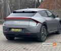 Серый Киа EV6, объемом двигателя 58 л и пробегом 45 тыс. км за 26000 $, фото 5 на Automoto.ua
