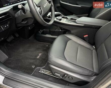 Сірий Кіа EV6, об'ємом двигуна 0 л та пробігом 43 тис. км за 26500 $, фото 22 на Automoto.ua