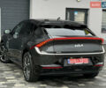 Серый Киа EV6, объемом двигателя 0 л и пробегом 47 тыс. км за 26900 $, фото 32 на Automoto.ua