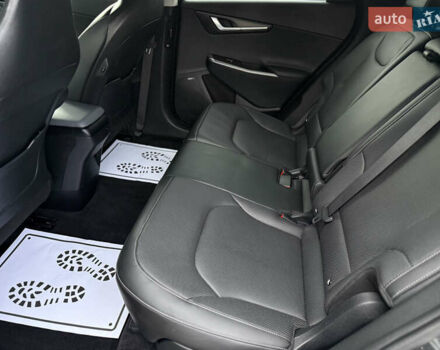 Серый Киа EV6, объемом двигателя 0 л и пробегом 47 тыс. км за 26900 $, фото 87 на Automoto.ua