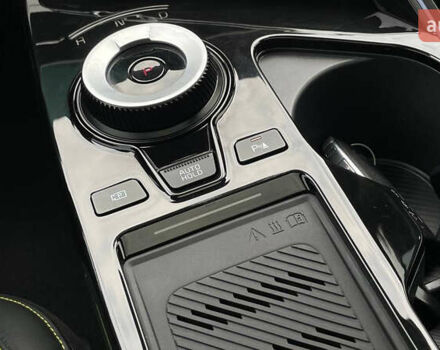 Сірий Кіа EV6, об'ємом двигуна 0 л та пробігом 19 тис. км за 27800 $, фото 83 на Automoto.ua