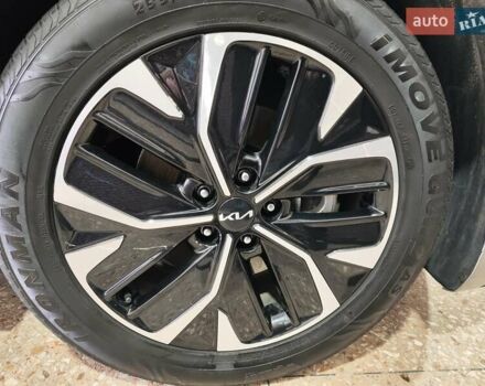Серый Киа EV6, объемом двигателя 0 л и пробегом 3 тыс. км за 29903 $, фото 29 на Automoto.ua