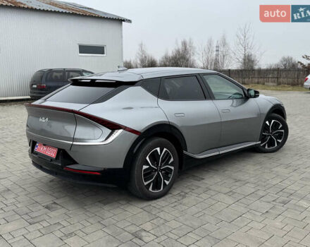 Сірий Кіа EV6, об'ємом двигуна 0 л та пробігом 98 тис. км за 23500 $, фото 5 на Automoto.ua