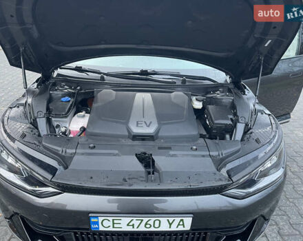 Серый Киа EV6, объемом двигателя 0 л и пробегом 68 тыс. км за 26500 $, фото 31 на Automoto.ua