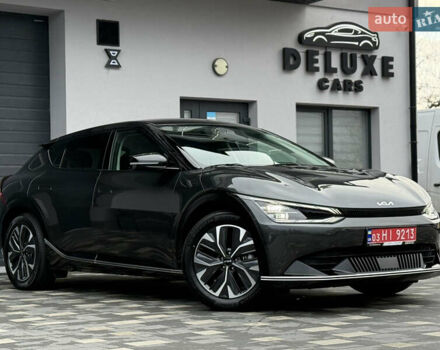Серый Киа EV6, объемом двигателя 0 л и пробегом 47 тыс. км за 26900 $, фото 5 на Automoto.ua