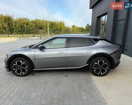 Сірий Кіа EV6, об'ємом двигуна 0 л та пробігом 9 тис. км за 27999 $, фото 12 на Automoto.ua