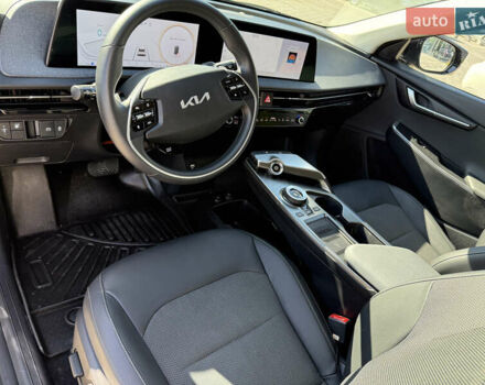Серый Киа EV6, объемом двигателя 0 л и пробегом 9 тыс. км за 28500 $, фото 34 на Automoto.ua