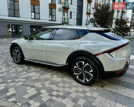 Серый Киа EV6, объемом двигателя 0 л и пробегом 10 тыс. км за 28500 $, фото 10 на Automoto.ua