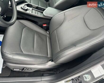 Серый Киа EV6, объемом двигателя 0 л и пробегом 38 тыс. км за 27499 $, фото 68 на Automoto.ua