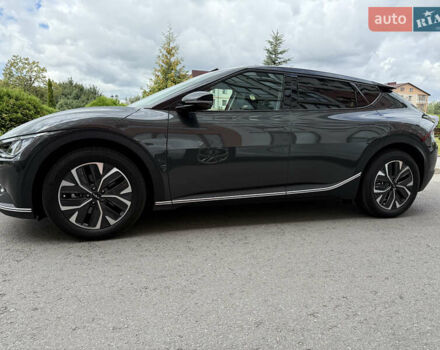 Серый Киа EV6, объемом двигателя 0 л и пробегом 9 тыс. км за 28500 $, фото 9 на Automoto.ua