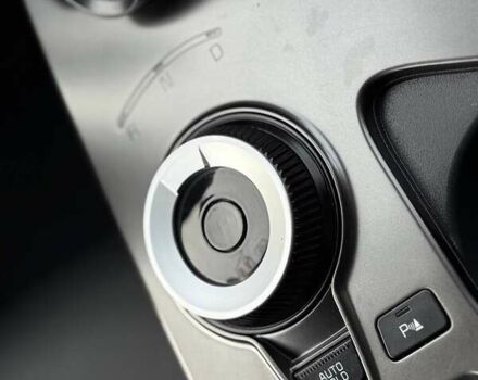 Сірий Кіа EV6, об'ємом двигуна 0 л та пробігом 9 тис. км за 27999 $, фото 107 на Automoto.ua
