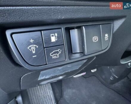 Сірий Кіа EV6, об'ємом двигуна 0 л та пробігом 9 тис. км за 35000 $, фото 22 на Automoto.ua