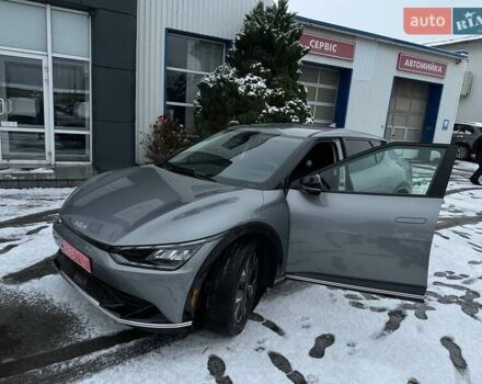 Серый Киа EV6, объемом двигателя 0 л и пробегом 38 тыс. км за 27499 $, фото 55 на Automoto.ua