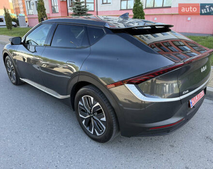 Серый Киа EV6, объемом двигателя 0 л и пробегом 9 тыс. км за 28500 $, фото 38 на Automoto.ua