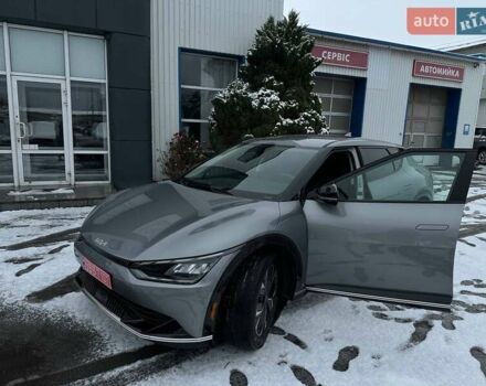 Серый Киа EV6, объемом двигателя 0 л и пробегом 38 тыс. км за 27499 $, фото 53 на Automoto.ua