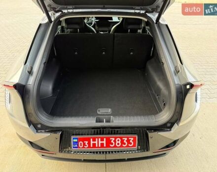 Сірий Кіа EV6, об'ємом двигуна 0 л та пробігом 9 тис. км за 27999 $, фото 15 на Automoto.ua
