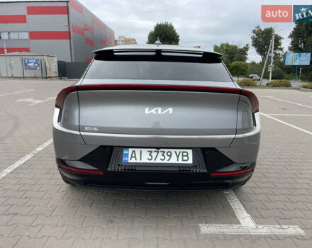 Серый Киа EV6, объемом двигателя 0 л и пробегом 17 тыс. км за 28500 $, фото 4 на Automoto.ua