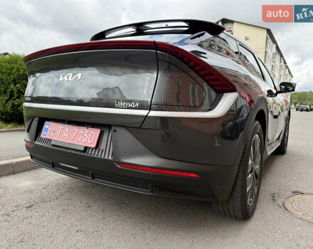 Серый Киа EV6, объемом двигателя 0 л и пробегом 9 тыс. км за 28500 $, фото 18 на Automoto.ua
