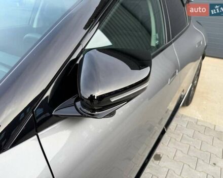 Сірий Кіа EV6, об'ємом двигуна 0 л та пробігом 9 тис. км за 27999 $, фото 26 на Automoto.ua