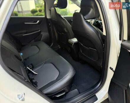 Серый Киа EV6, объемом двигателя 0 л и пробегом 10 тыс. км за 28500 $, фото 22 на Automoto.ua