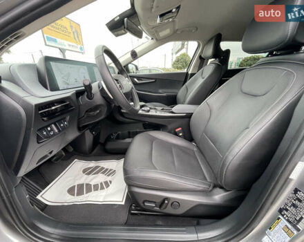 Серый Киа EV6, объемом двигателя 0 л и пробегом 17 тыс. км за 28500 $, фото 8 на Automoto.ua