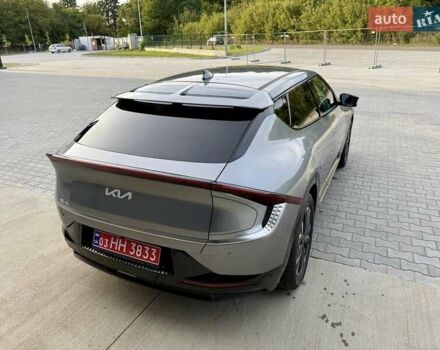 Сірий Кіа EV6, об'ємом двигуна 0 л та пробігом 9 тис. км за 27999 $, фото 8 на Automoto.ua